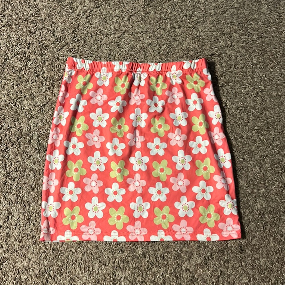 Pink floral mini skirt